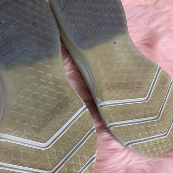 Nike Air Zoom Shoes Women's - Picture 9 of 10